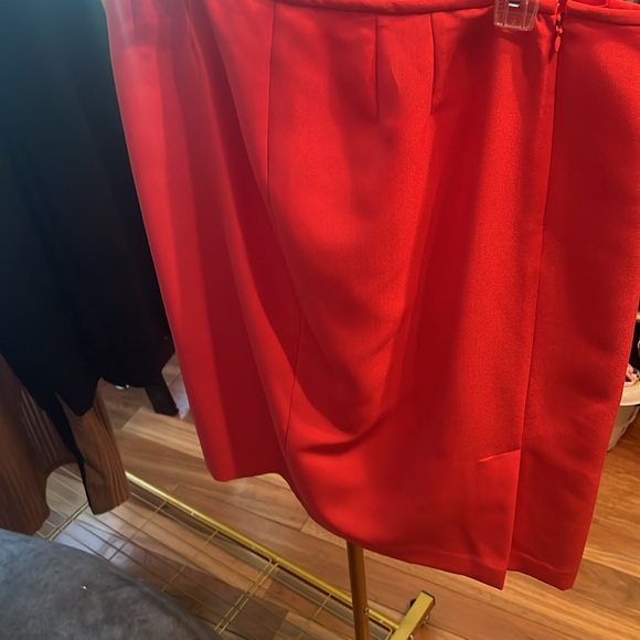Evan Picone suit, coral color with scarf, size 12, EUC, jacket/pencil skirt - Picture 11 of 14